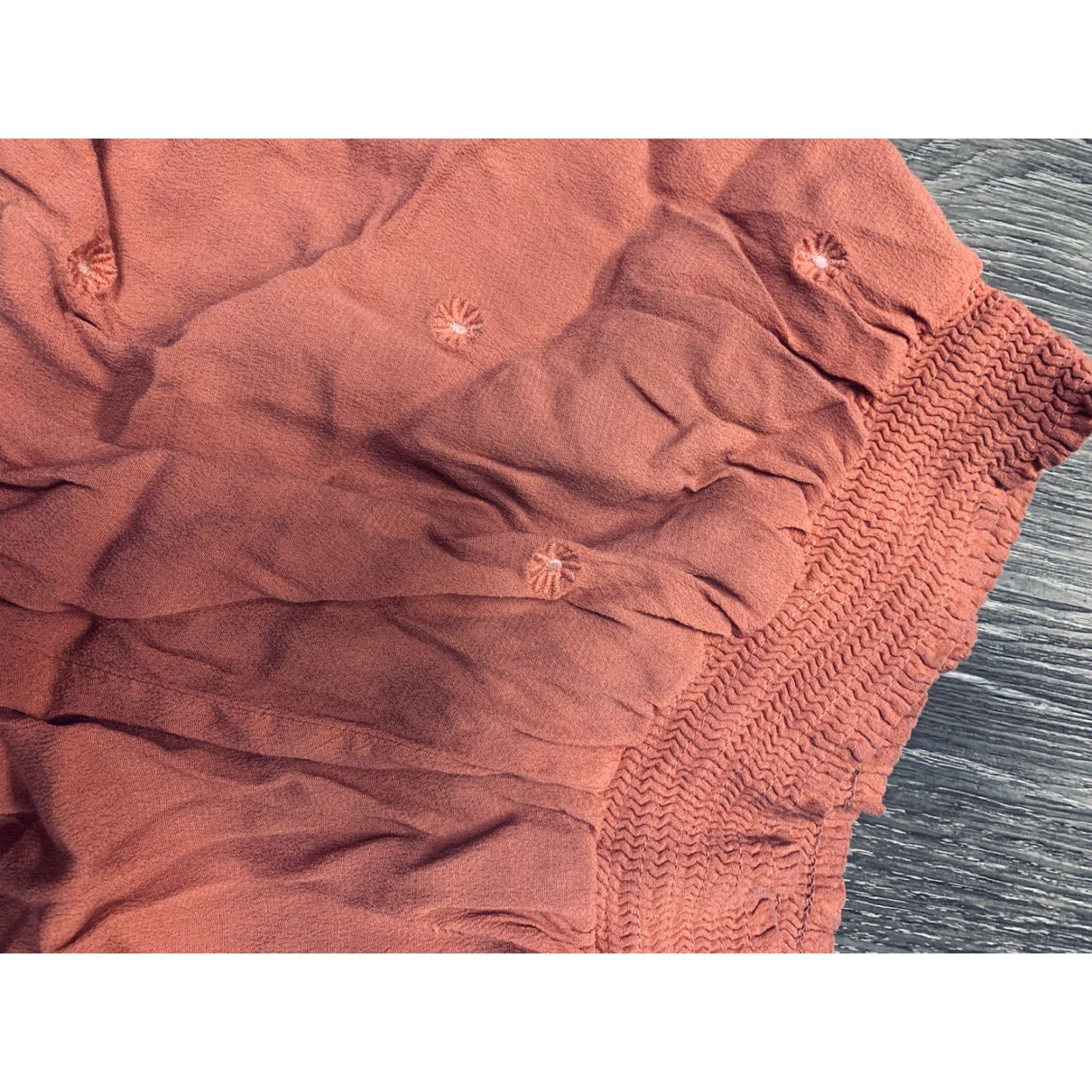 Victoria's Secret Victoria's Secret PINK Shorts Pull On Coral Embroidered Daisies Size Large Women Regular Elastic Waist Lightweight Everyday Wear Dressy Comfort Size 36" / US 14 / IT 50 - 3 Thumbnail