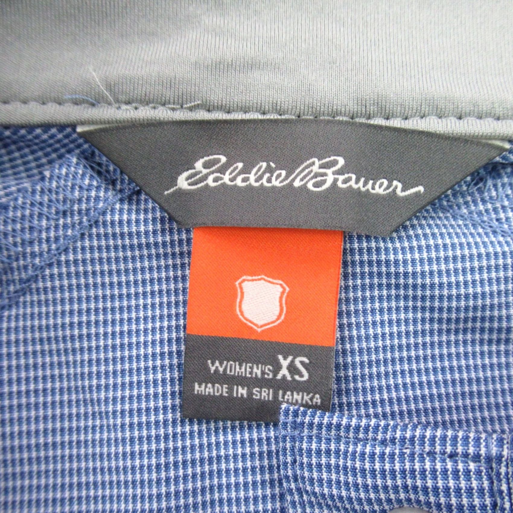 Eddie Bauer Eddie Bauer Shirt Womens XS Long Sleeve Blue Pockets 1/4 Button Front Outdoors Size XS / US 0-2 / IT 36-38 - 3 Thumbnail