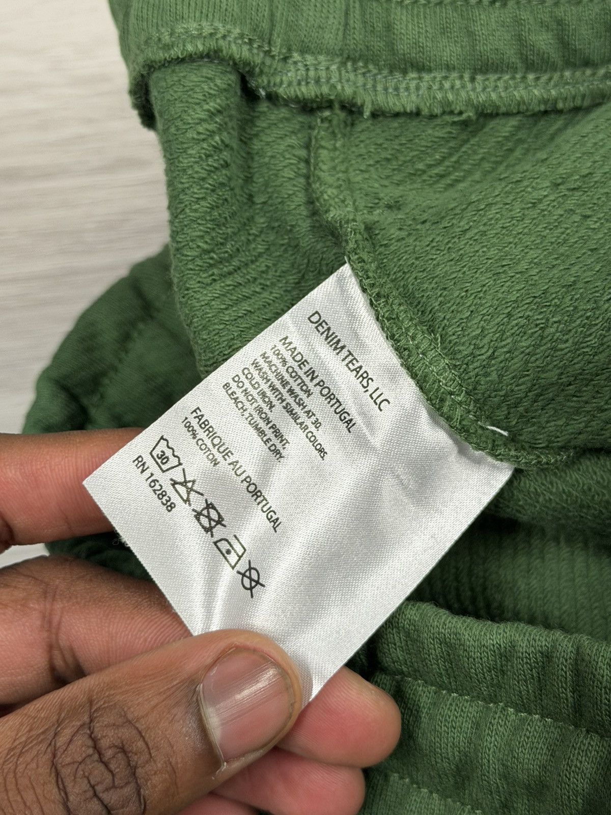 DENIM TEARS Denim Tears Wreath Sweatpants (Medium) Size US 32 / EU 48 - 3 Thumbnail