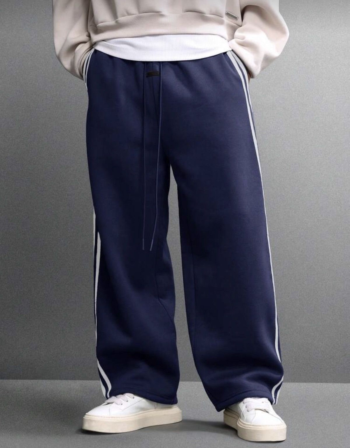 Japanese Brand Wide-Leg Stripe Sweatpants - Heavy Fleece Size US 31 - 4 Thumbnail