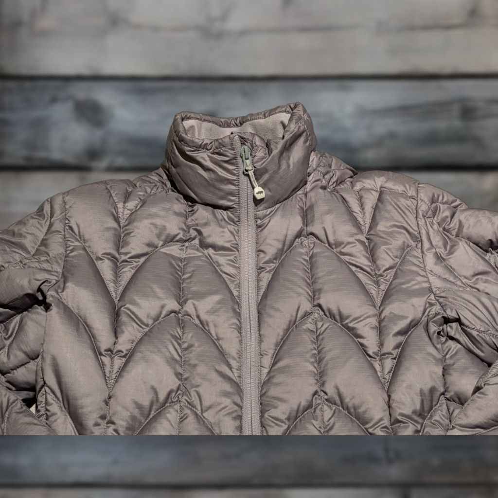Outdoor Research Outdoor Research Puffer Jacket Womens Small Grayish Brown Full Zip Hoodie? Wait. Size S / US 4 / IT 40 - 1 Thumbnail