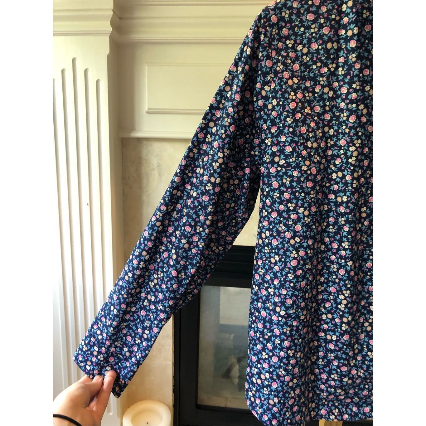 Lands' End Lands End (Elinore Olsen engraved) Women’s Blue and Pink Floral Collared Button Up Long Sleeve Blouse Size Petite 12 Size XL / US 12-14 / IT 48-50 - 3 Thumbnail