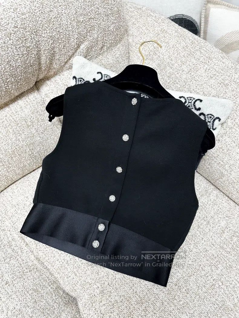 Chanel Chanel 22A Handicraft Workshop Black Pleated Sleeveless Ve Size XXS / US 00 / IT 34 - 3 Thumbnail