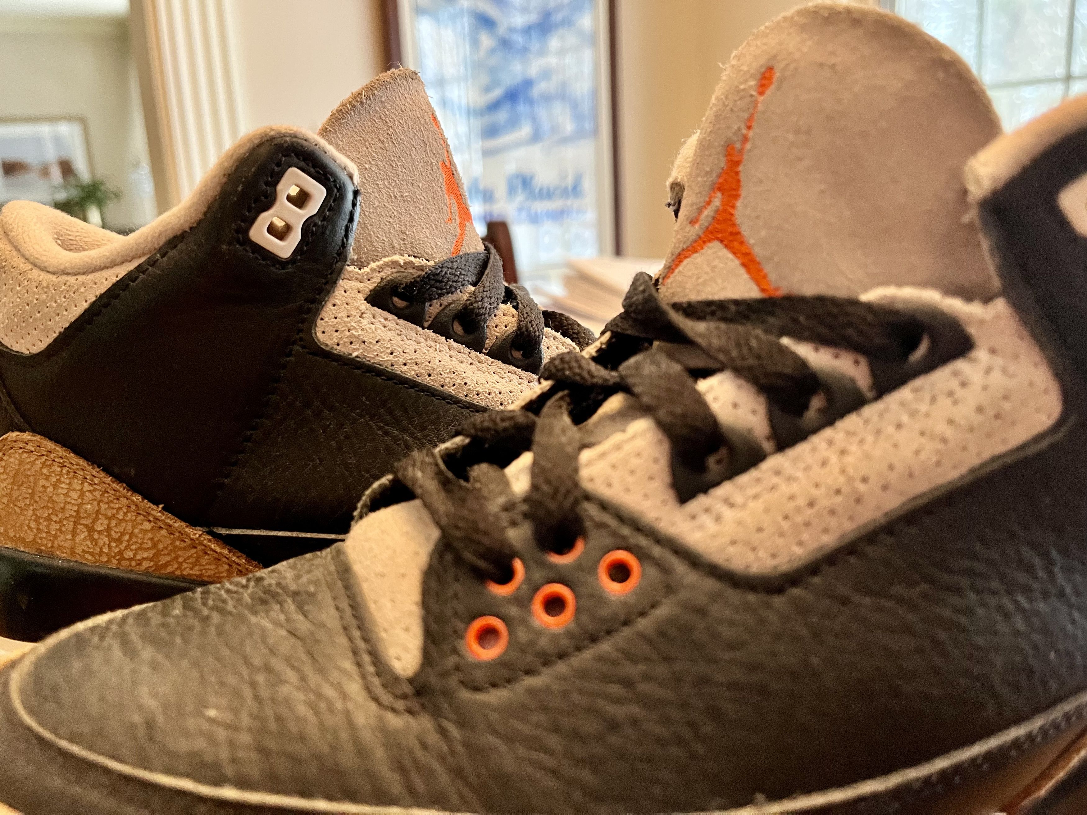 Nike AIR JORDAN 3 DESERT ELEPHANT Size US 7 / EU 40 - 4 Thumbnail