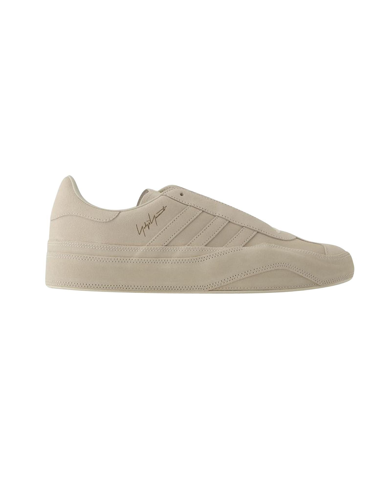 image of Y 3 Smooth Calfskin Lace-Up Sneakers in White, Women's (Size 8)