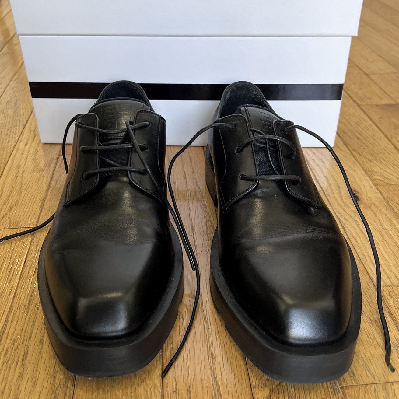 Givenchy Givenchy Black Squared Lace-Up Derbys Size US 8 / EU 41 - 2 Thumbnail