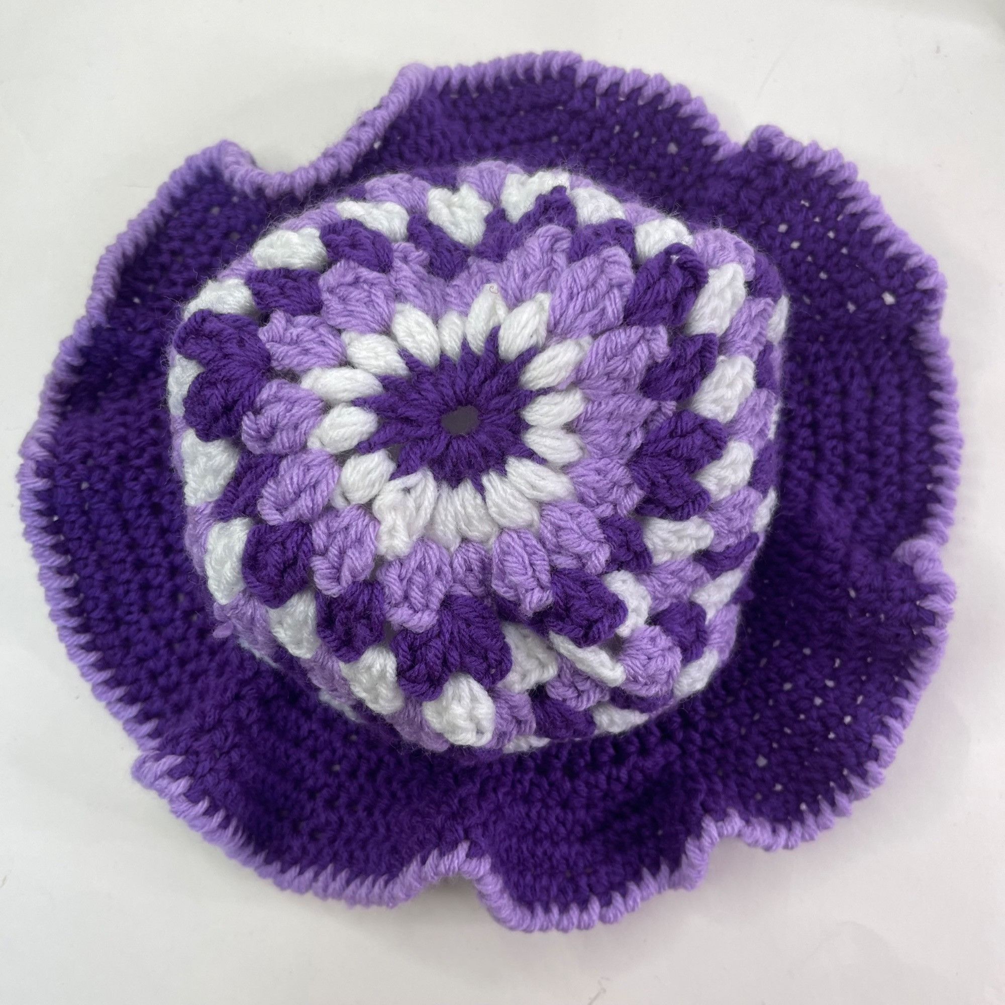 Handmade Crochet Bucket Hat Granny Square Pattern Purple Lavender Whi Size ONE SIZE - 5 Thumbnail