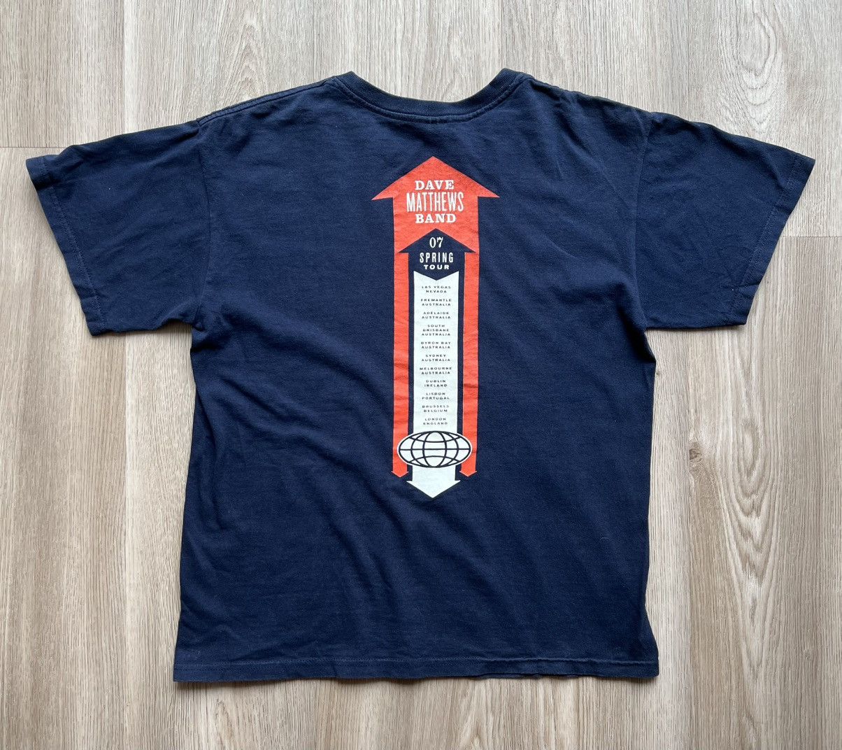 Band Tees × Vintage Vintage Dave Matthews Band 2007 Spring Tour T-Shirt Tee Size US M / EU 48-50 / 2 - 7 Thumbnail