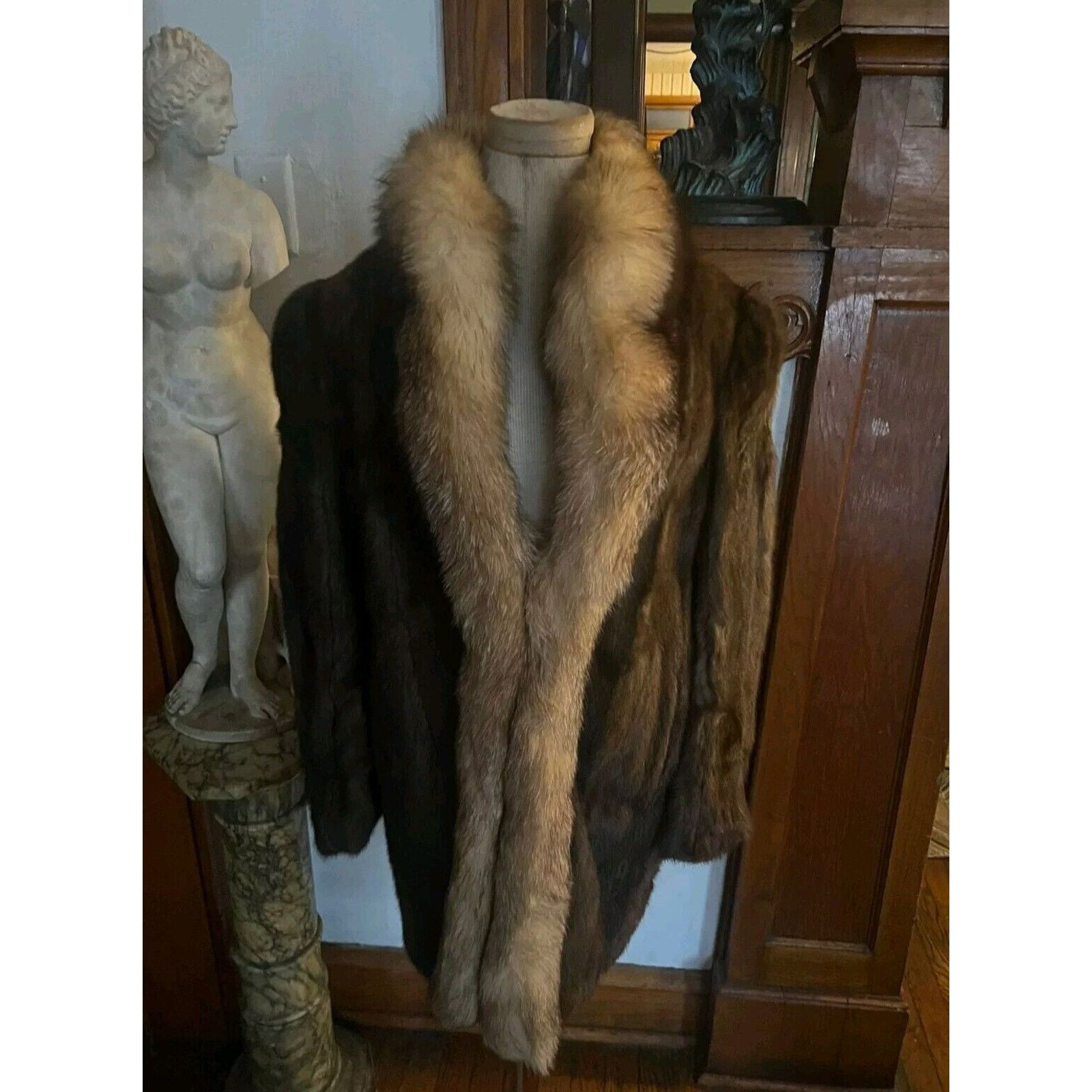Fox Racing 3/4 GORGEOUS REAL SILVER FOX & MINK FUR COAT JACKET SIZE M Size M / US 6-8 / IT 42-44 - 1 Thumbnail