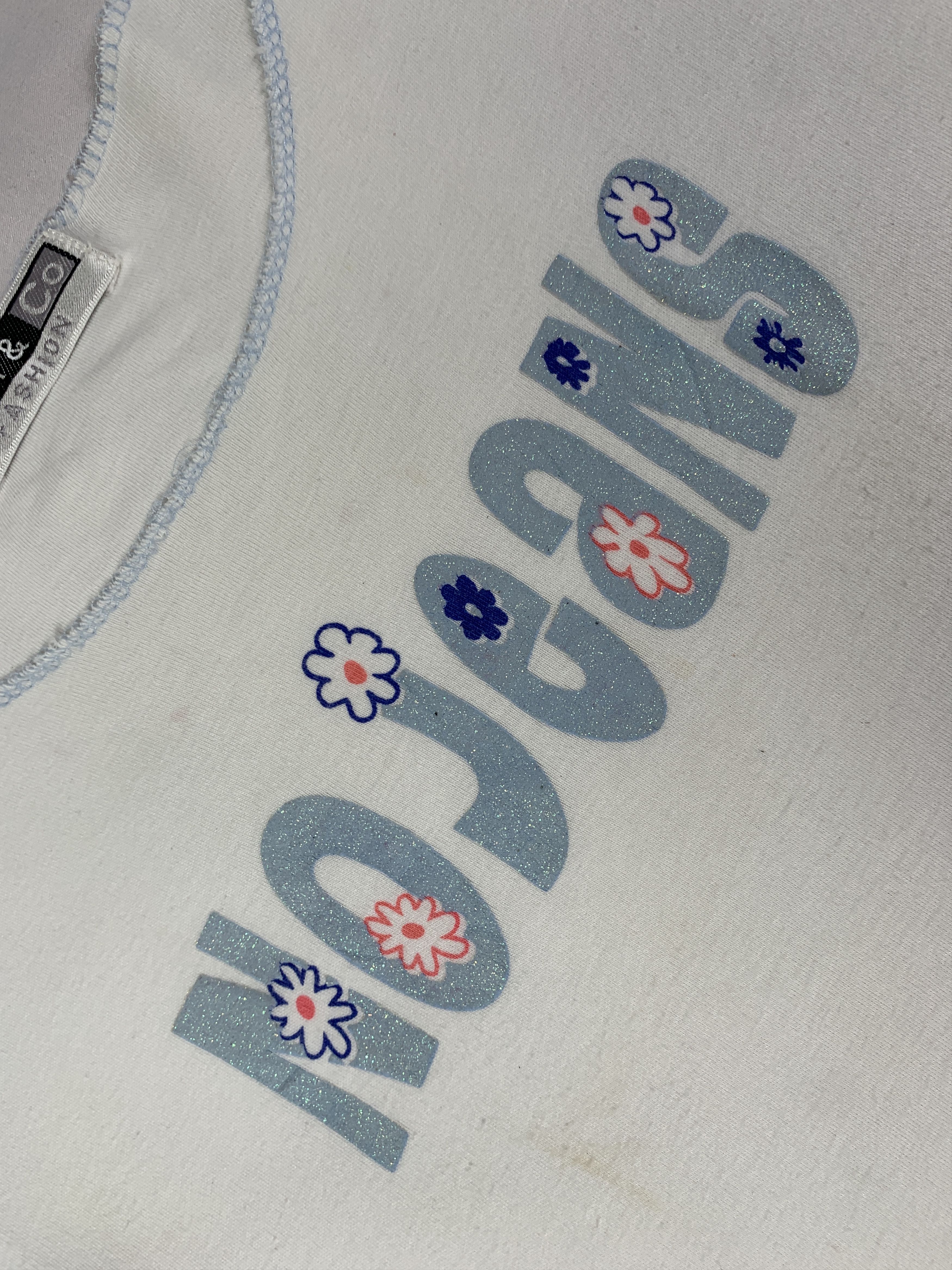Japanese Brand No Jeans White Flower Spell Out Tee (S) Size S / US 4 / IT 40 - 4 Thumbnail