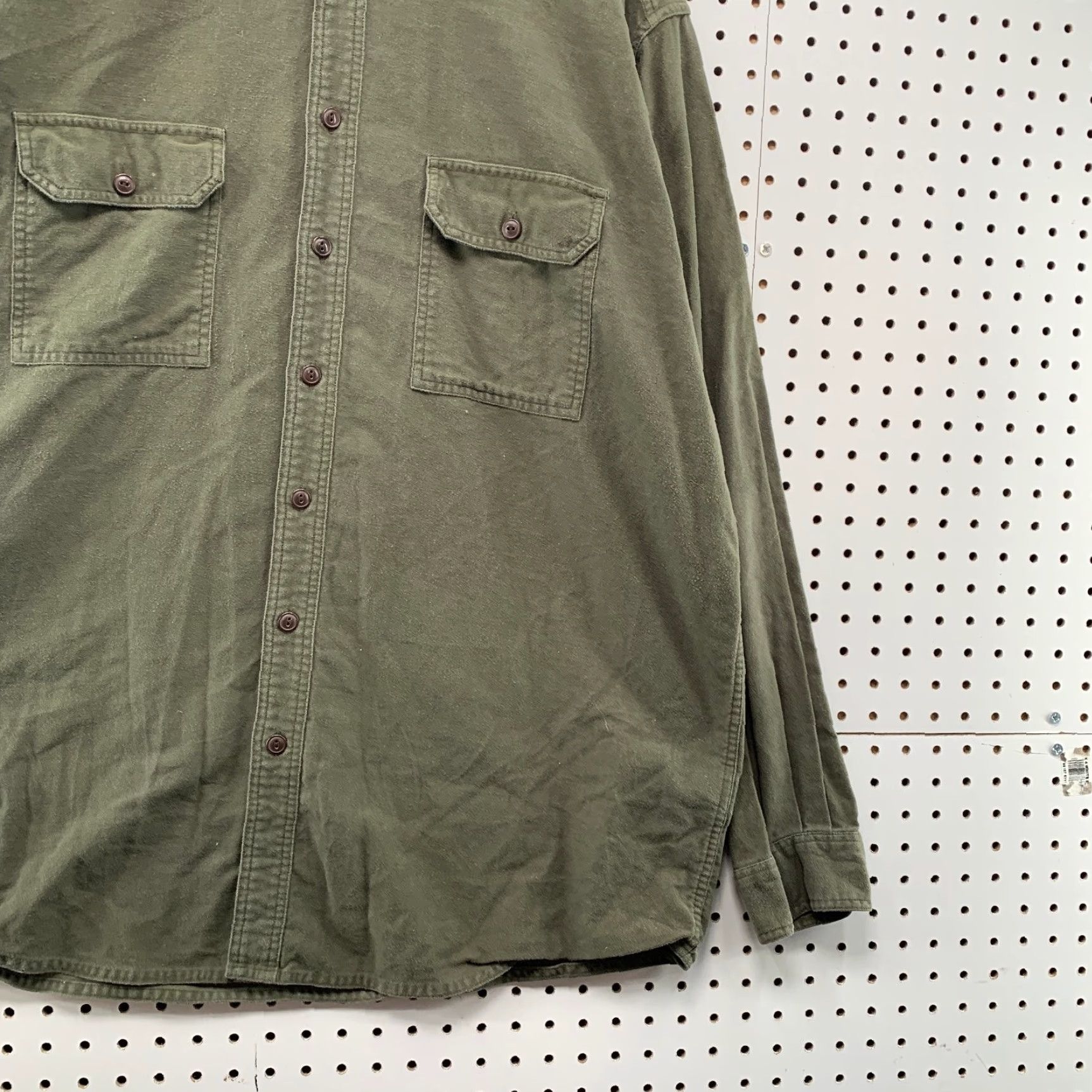 Eddie Bauer Eddie Bauer Button-Up Shirt Mens XLT Olive Green Long Sleeve Chamois Button-Down Collar Big & Tall Size US XL / EU 56 / 4 - 6 Thumbnail