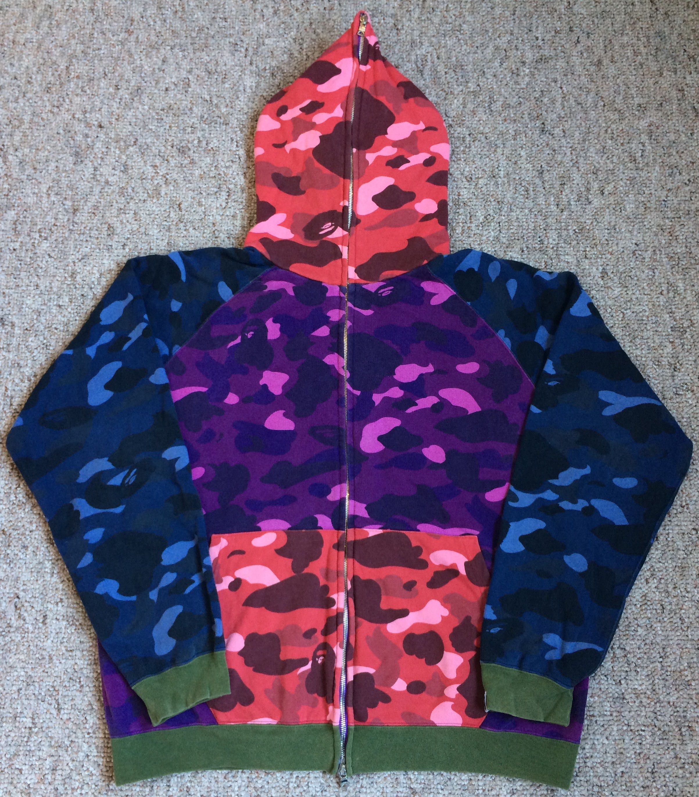 Bape F/W 2005 Bape Crazy Camo Hoodie Size US L / EU 52-54 / 3 - 1 Thumbnail