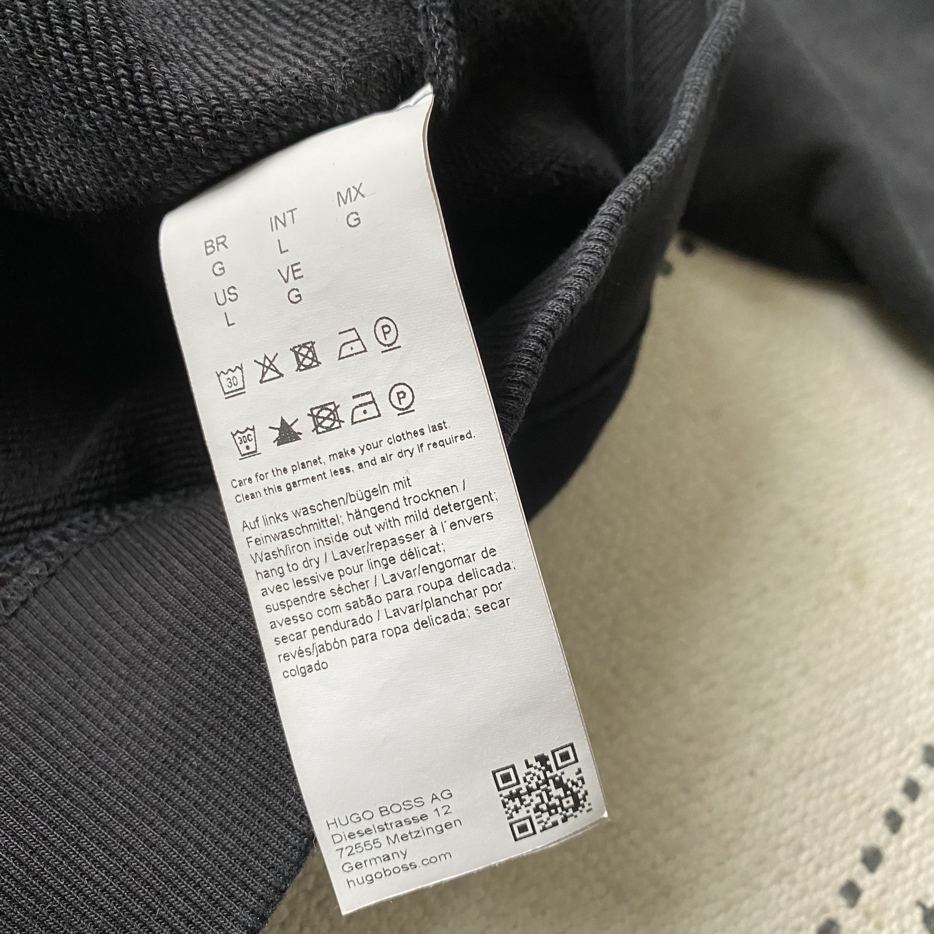 Hugo Boss Designer Hugo Boss Boxy sweatshirt half zip Center Logo Size US L / EU 52-54 / 3 - 8 Thumbnail