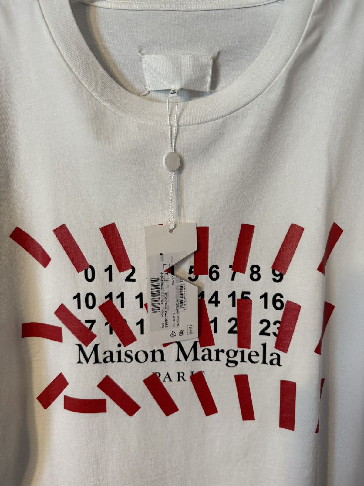 Maison Margiela Maison Margiela Tape Logo T-Shirt Size US M / EU 48-50 / 2 - 4 Thumbnail
