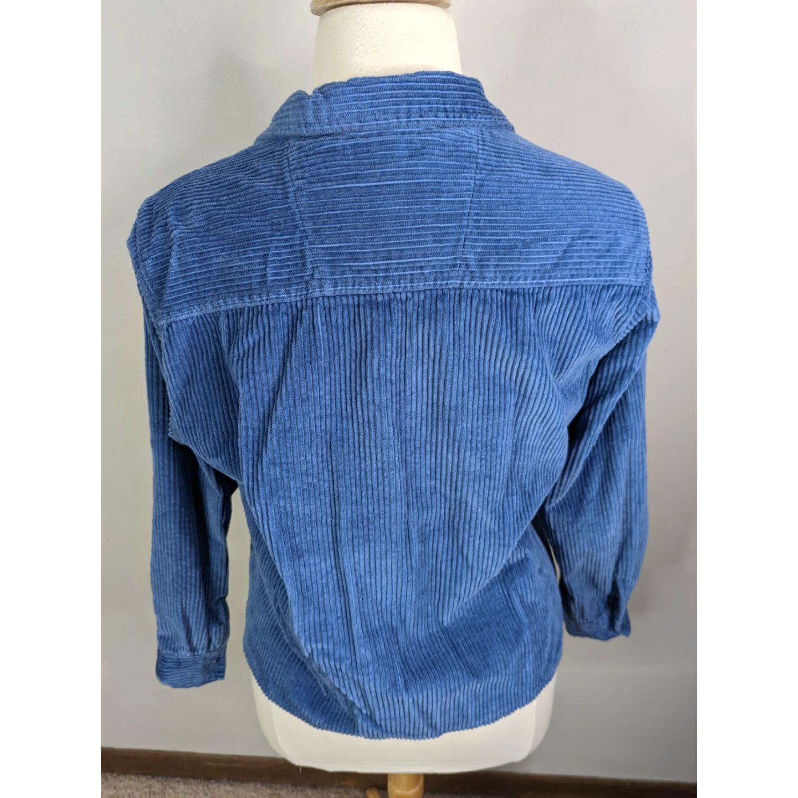 Vintage VINTAGE North Crest Corduroy Collared Jacket Blue L Women’s Full Zip Shirt Coat Jacket Size L / US 10 / IT 46 - 4 Thumbnail