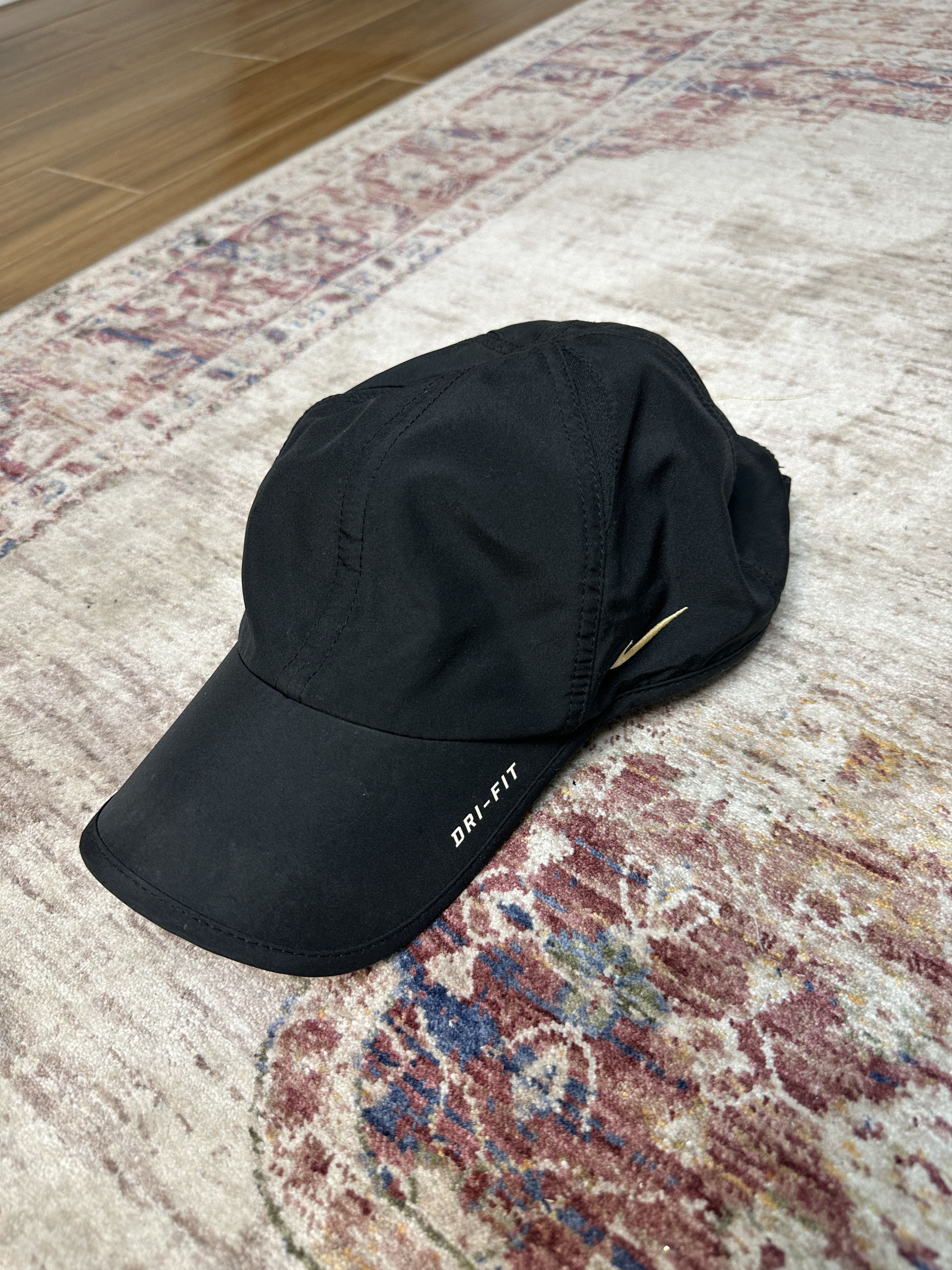 Nike Nike Men's Snapback Black Baseball Hat Size ONE SIZE - 1 Thumbnail