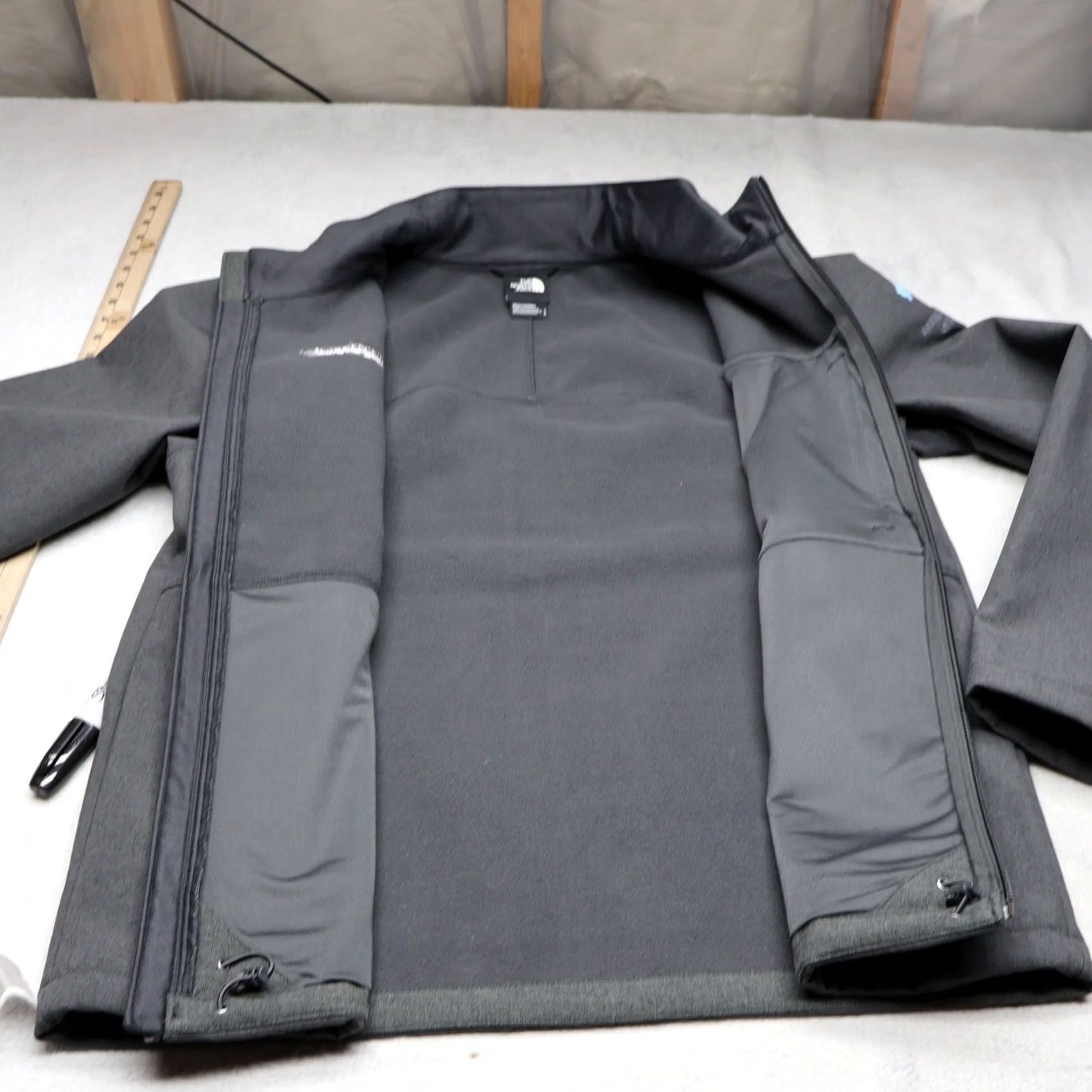 The North Face The North Face Jacket Men L Gray Apex Bionic Windwall Softshell Zip Logo Pockets Full Zip Casual Windbreaker Size US L / EU 52-54 / 3 - 7 Thumbnail