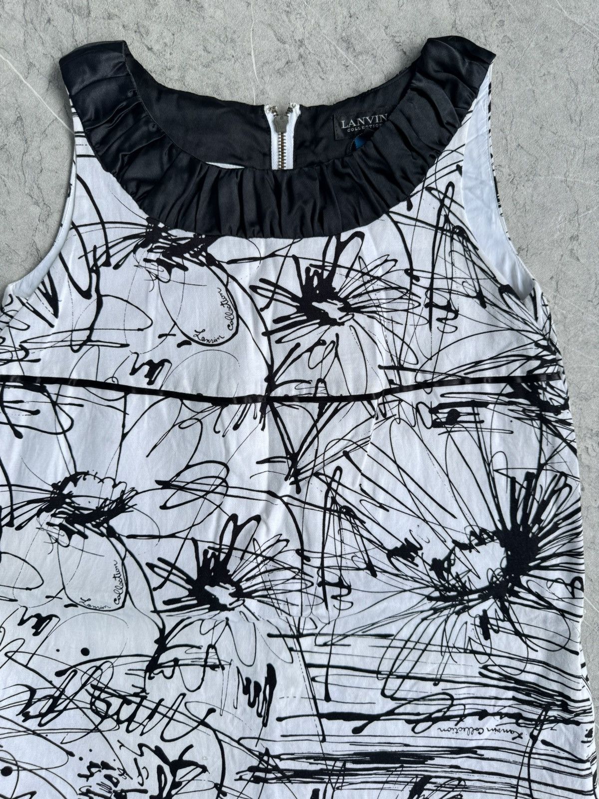 Lanvin Lanvin Collection abstract sketch dress 🤍🖤 Size XS / US 0-2 / IT 36-38 - 2 Thumbnail