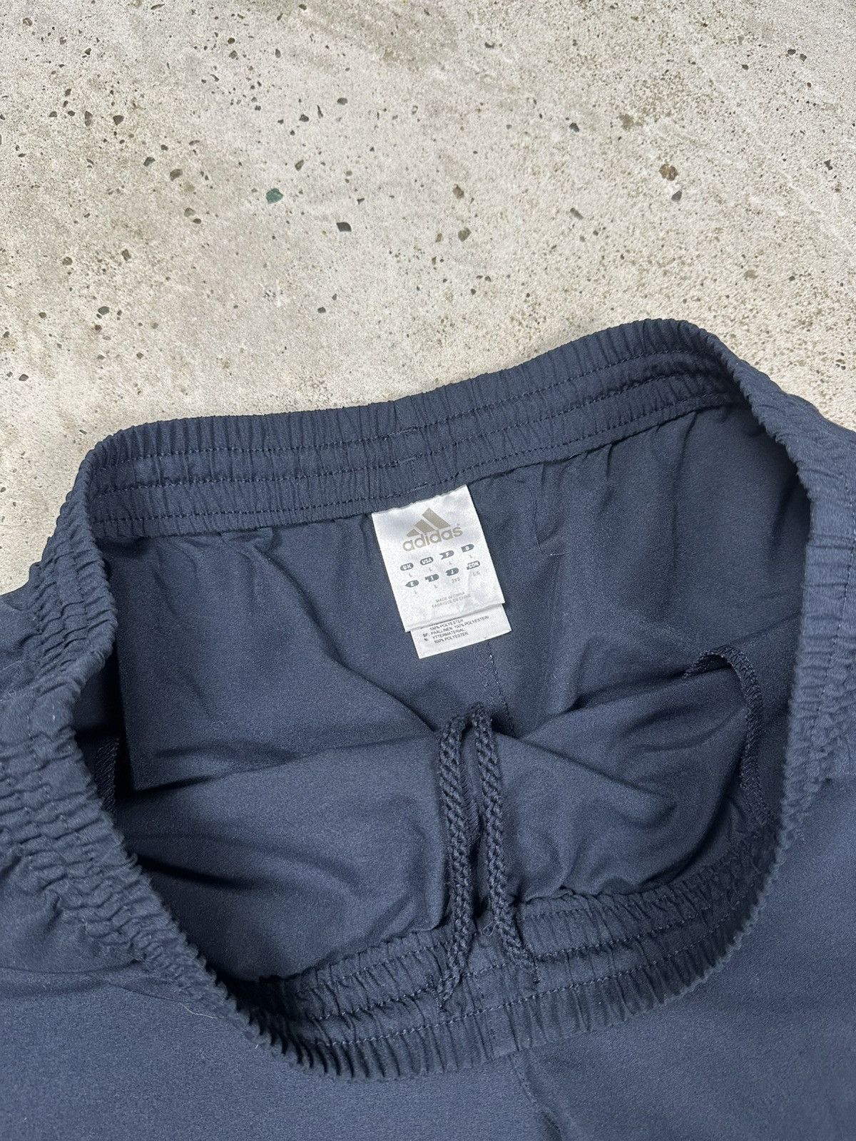 Adidas Vintage Y2K Adidas Baggy Navy Track Pants Loose rare Size US 34 / EU 50 - 9 Thumbnail