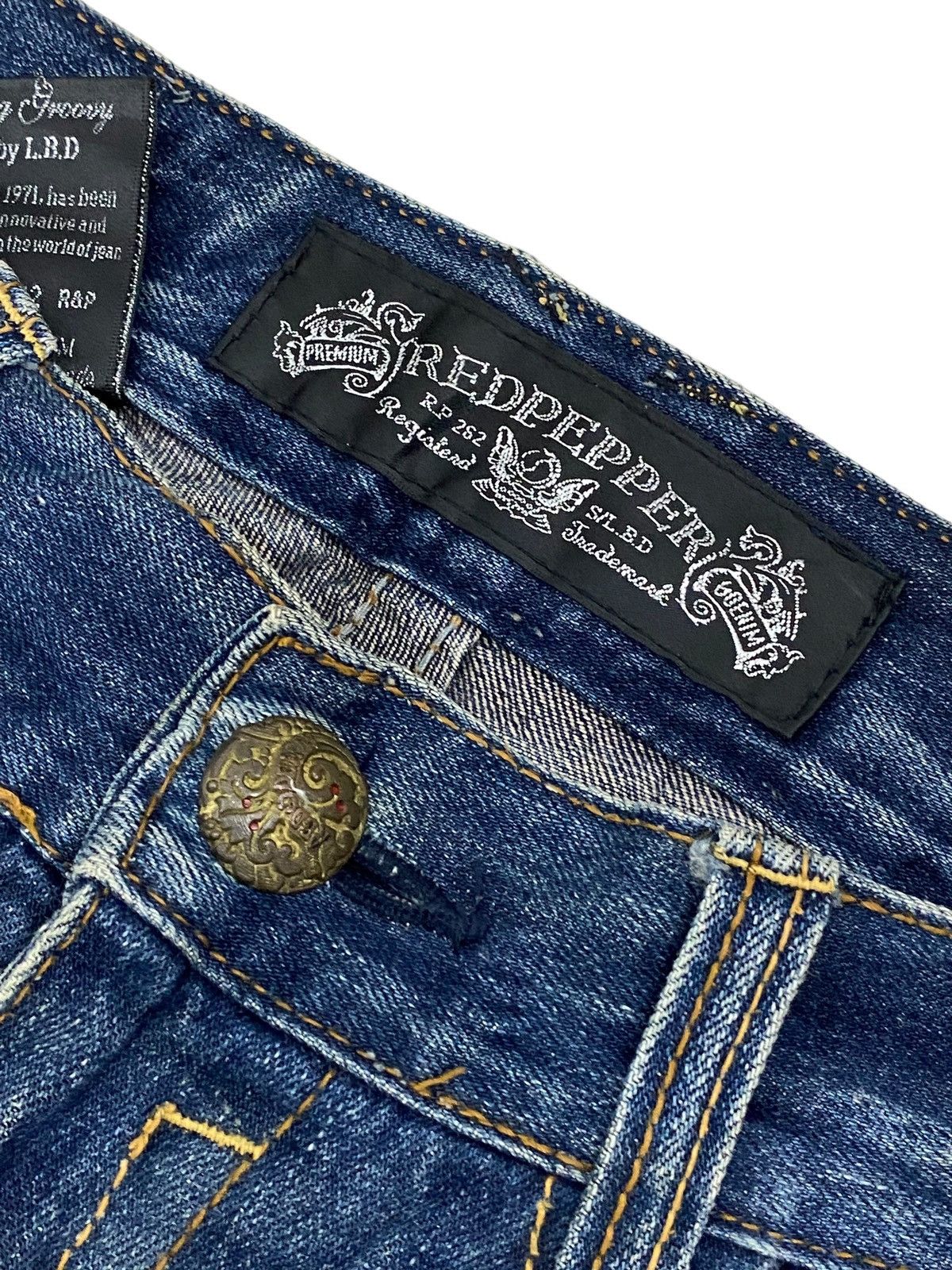 GOSTAR DE FUGA × Japanese Brand Flare Red Pepper Japan Denim Embroidery Mud Washed Distress Size US 32 / EU 48 - 15 Thumbnail