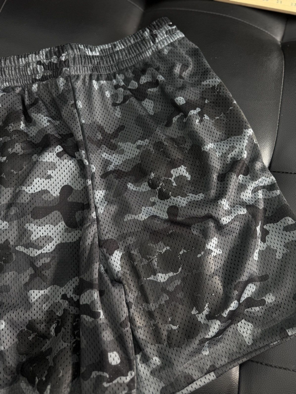 DENIM TEARS Denim Tears Mesh Summer Shorts Black Camo Size M (NEW) Size US 31 - 4 Thumbnail