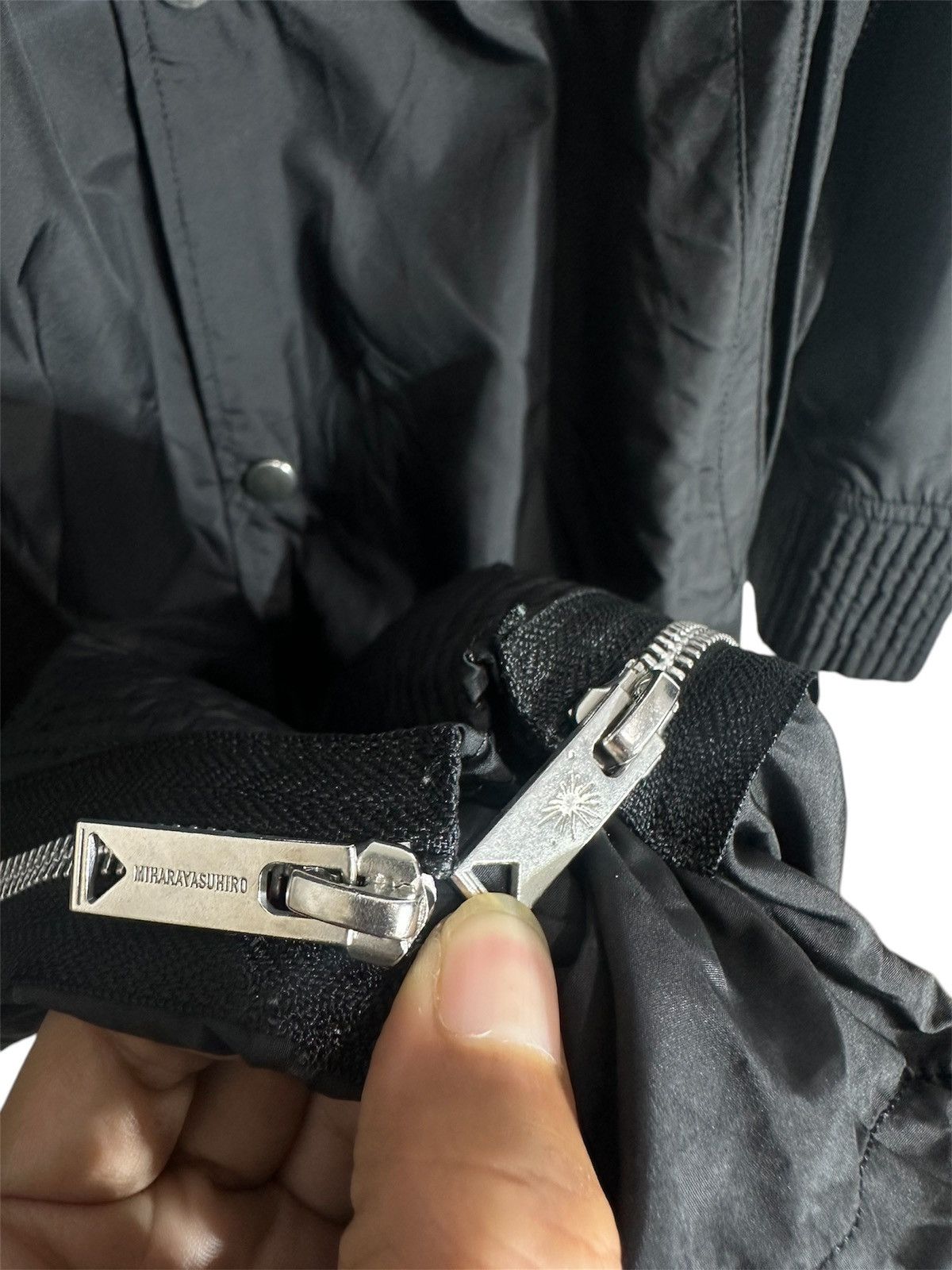 Maison MIHARA YASUHIRO 2000s RARE ARCHIVE Miharayasuhiro LONG PARACUTE MULTI ZIPPER Size US XL / EU 56 / 4 - 8 Thumbnail