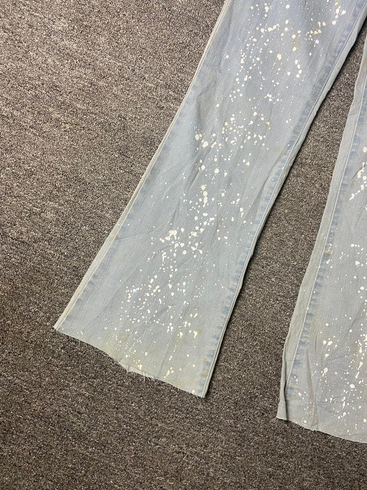 Japanese Brand KALOC x Yonbino Flare Jeans with Paint Splatter (165) Size 28" / US 6 / IT 42 - 13 Thumbnail