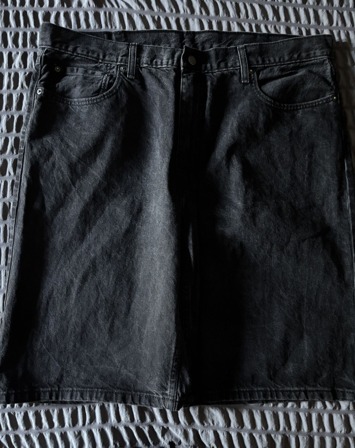 Levi's Black denim shorts Size US 40 / EU 56 - 1 Thumbnail
