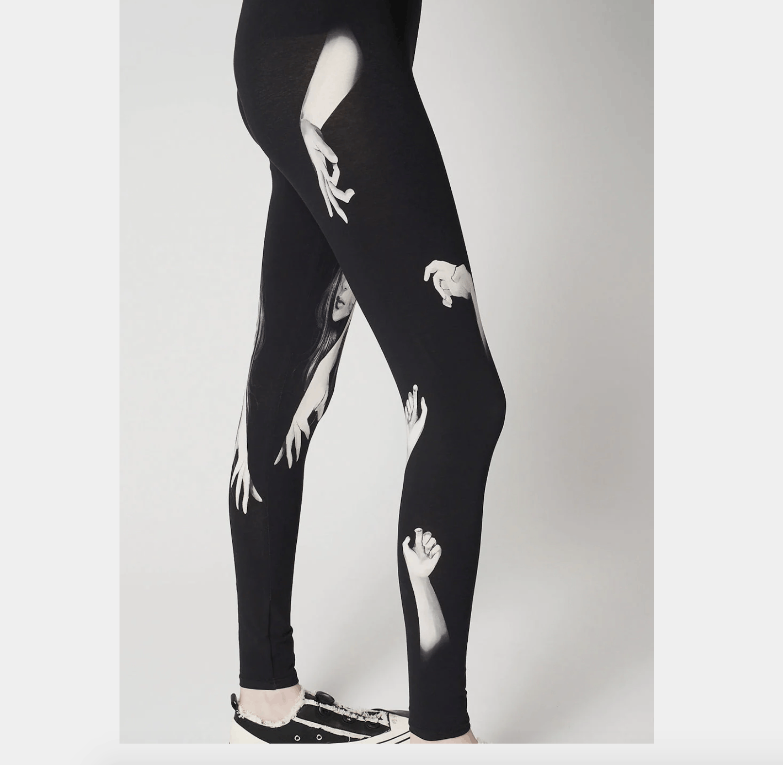 Yohji Yamamoto $580 NWT Yohji Yamamoto Black Printed Leggings wataboku Size 26" / US 2 / IT 38 - 3 Thumbnail