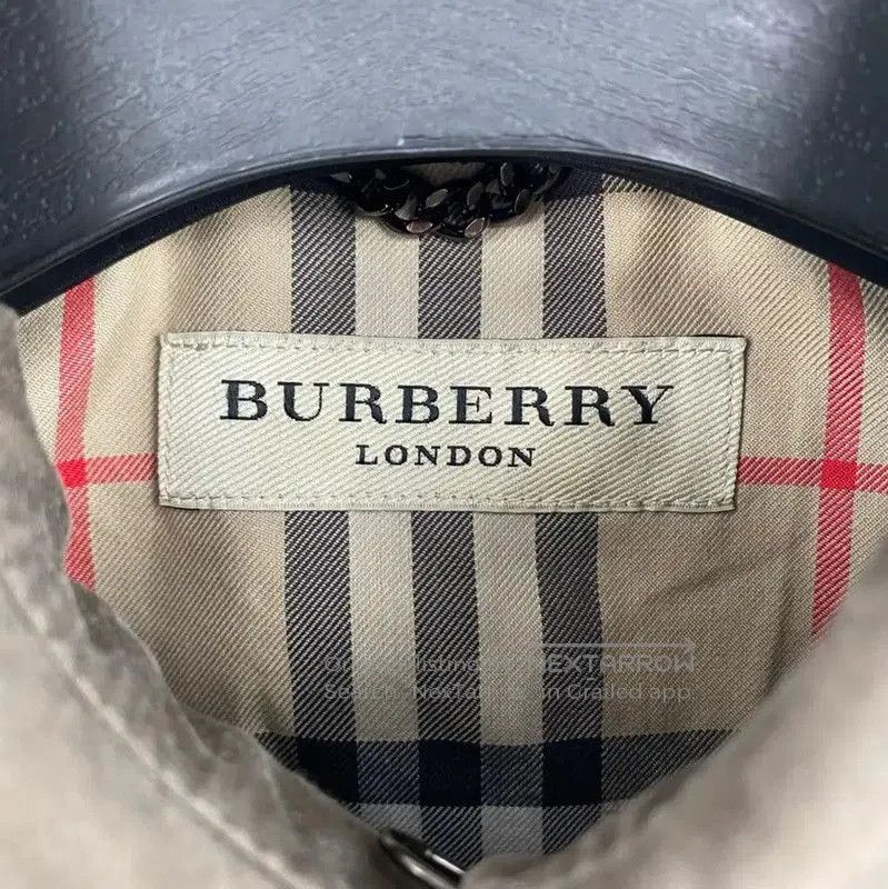 Burberry Burberry Women's Khaki Cotton Winter Jacket. Size S / US 4 / IT 40 - 3 Thumbnail