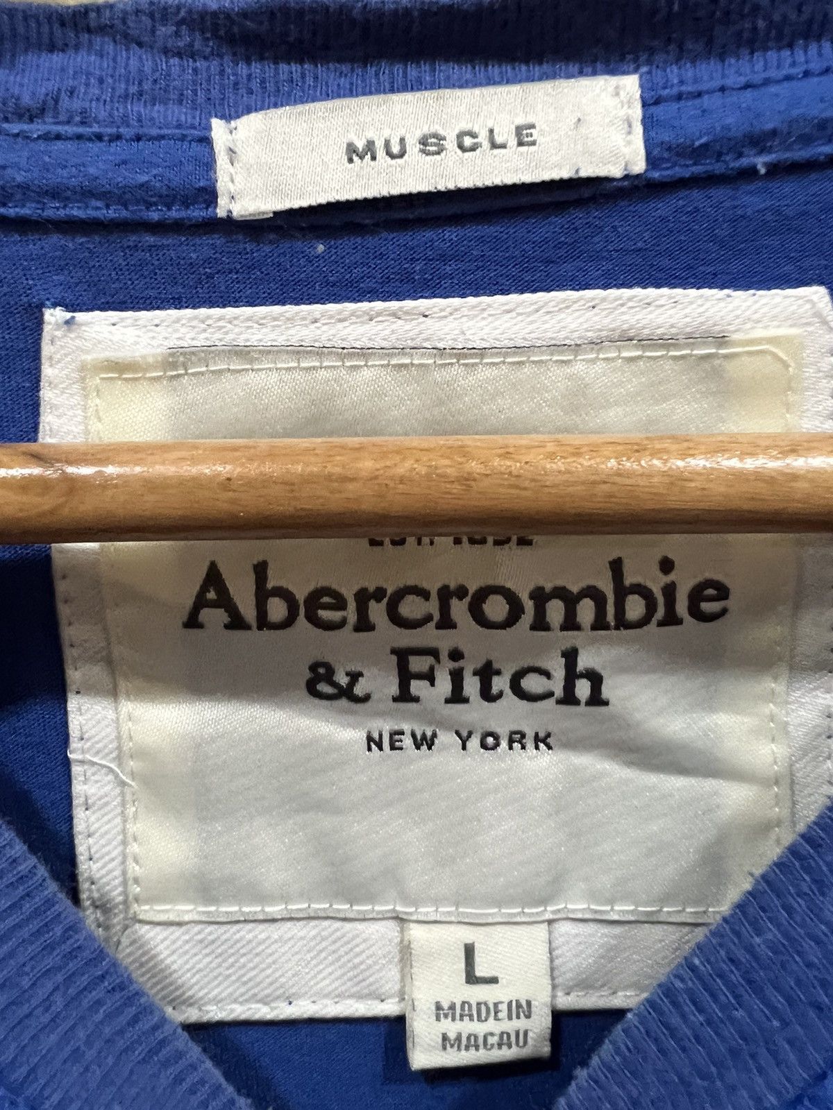 Abercrombie & Fitch Abercrombie & Fitch Tshirt Size US L / EU 52-54 / 3 - 4 Thumbnail