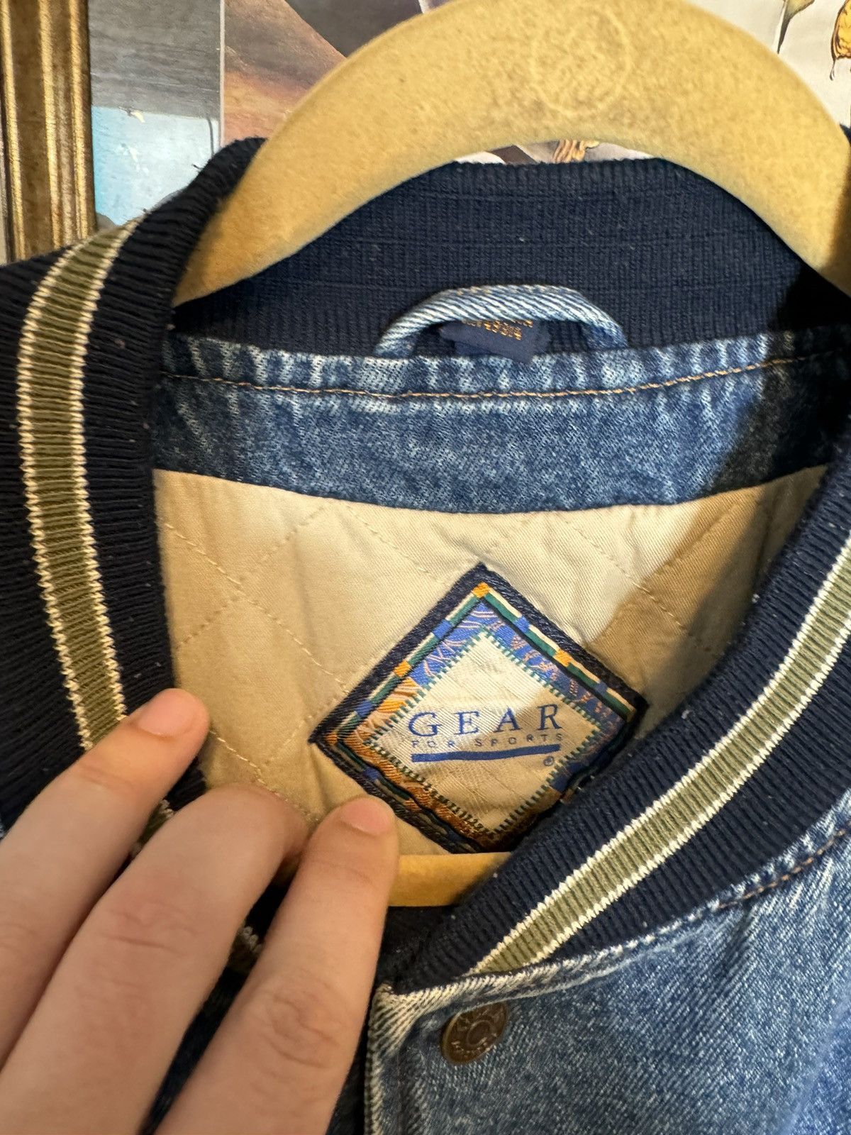 Vintage Vintage College City Beverage Two Tone Denim Jacket Size US L / EU 52-54 / 3 - 5 Thumbnail