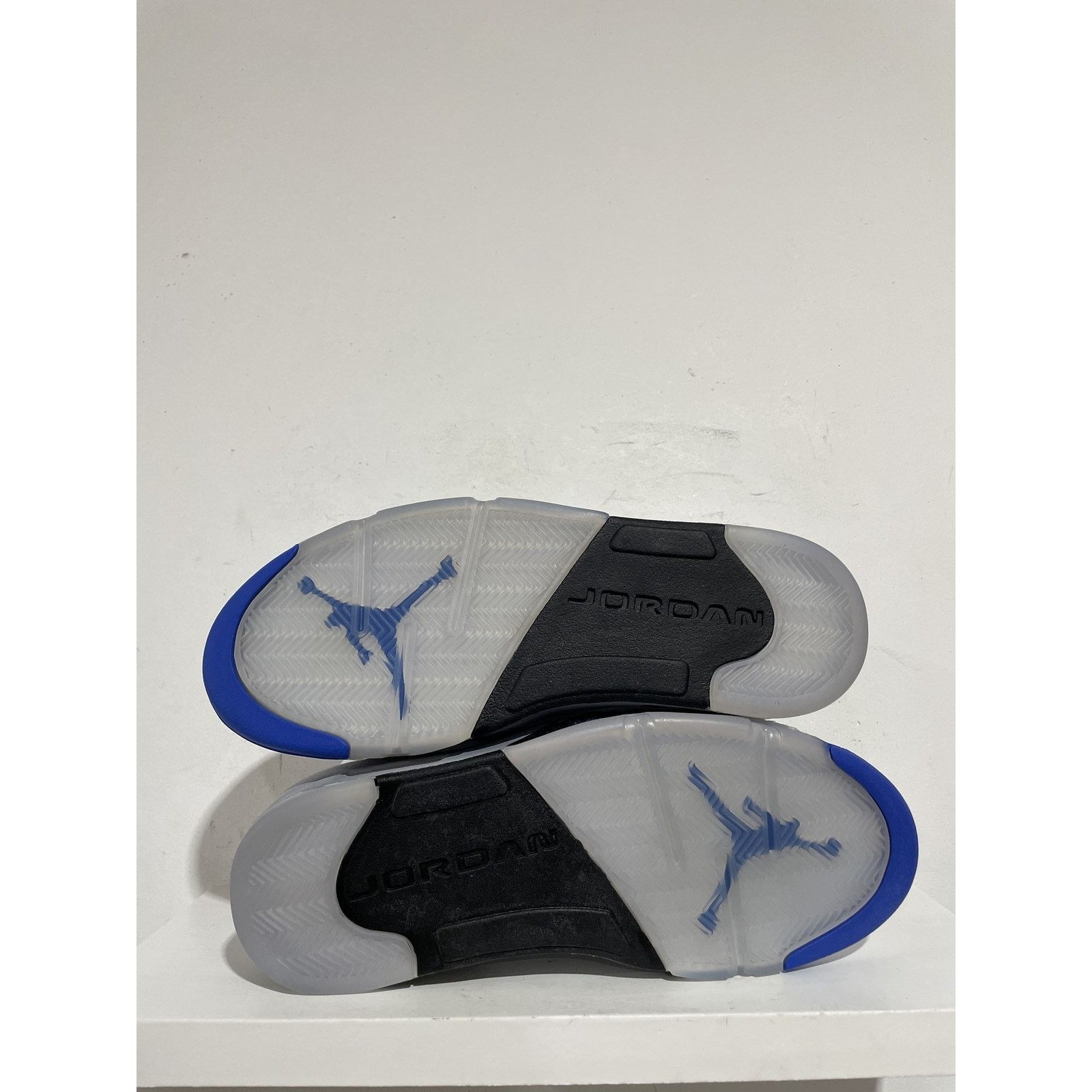 Jordan Brand NIKE JORDAN 5 WHITE STEALTH 2021 SIZE 9.5 NEW Size US 9.5 / EU 42-43 - 7 Thumbnail