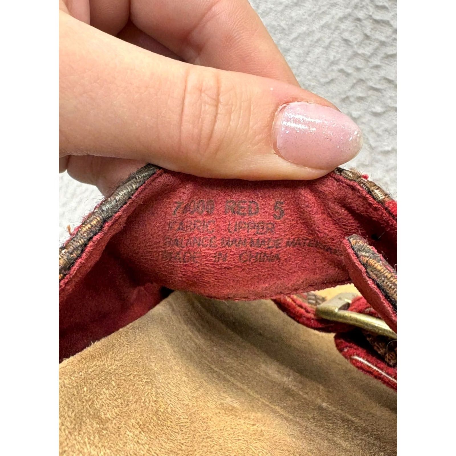 Minnetonka Minnetonka Womens Sandal Red Open Toe Buckle Woven Slide 5 Size US 5 / IT 35 - 6 Thumbnail