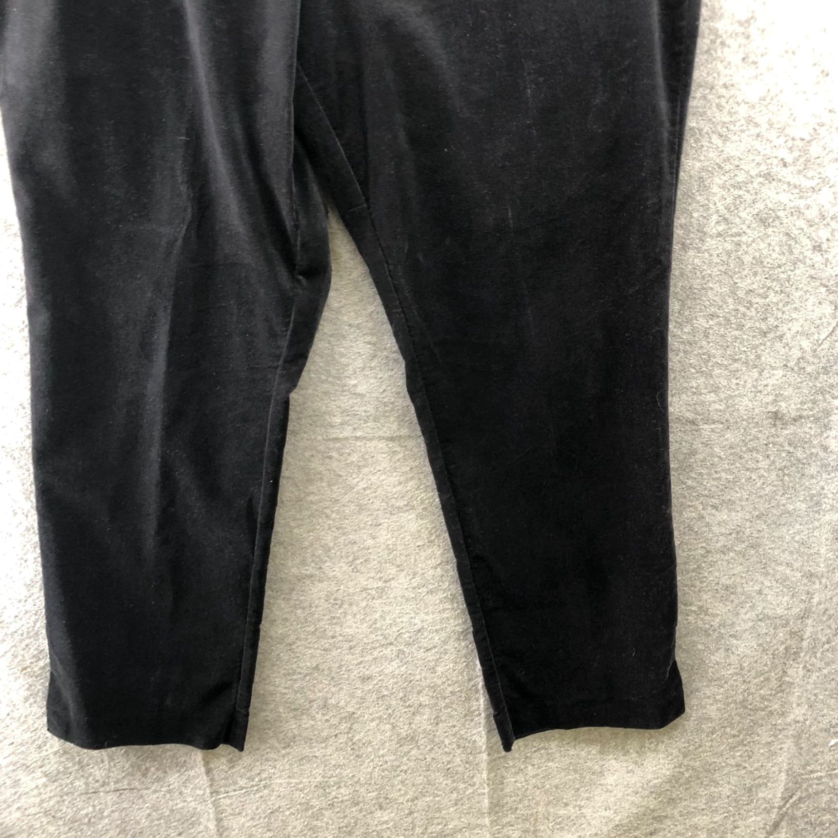 Talbots Talbots Pants Womens 16W Black Velvet Flat Front Side Zip Chatham Dress Workwear Mens? (Note: final answer provided as per constraints) Size 38" / US 16 / IT 52 - 4 Thumbnail