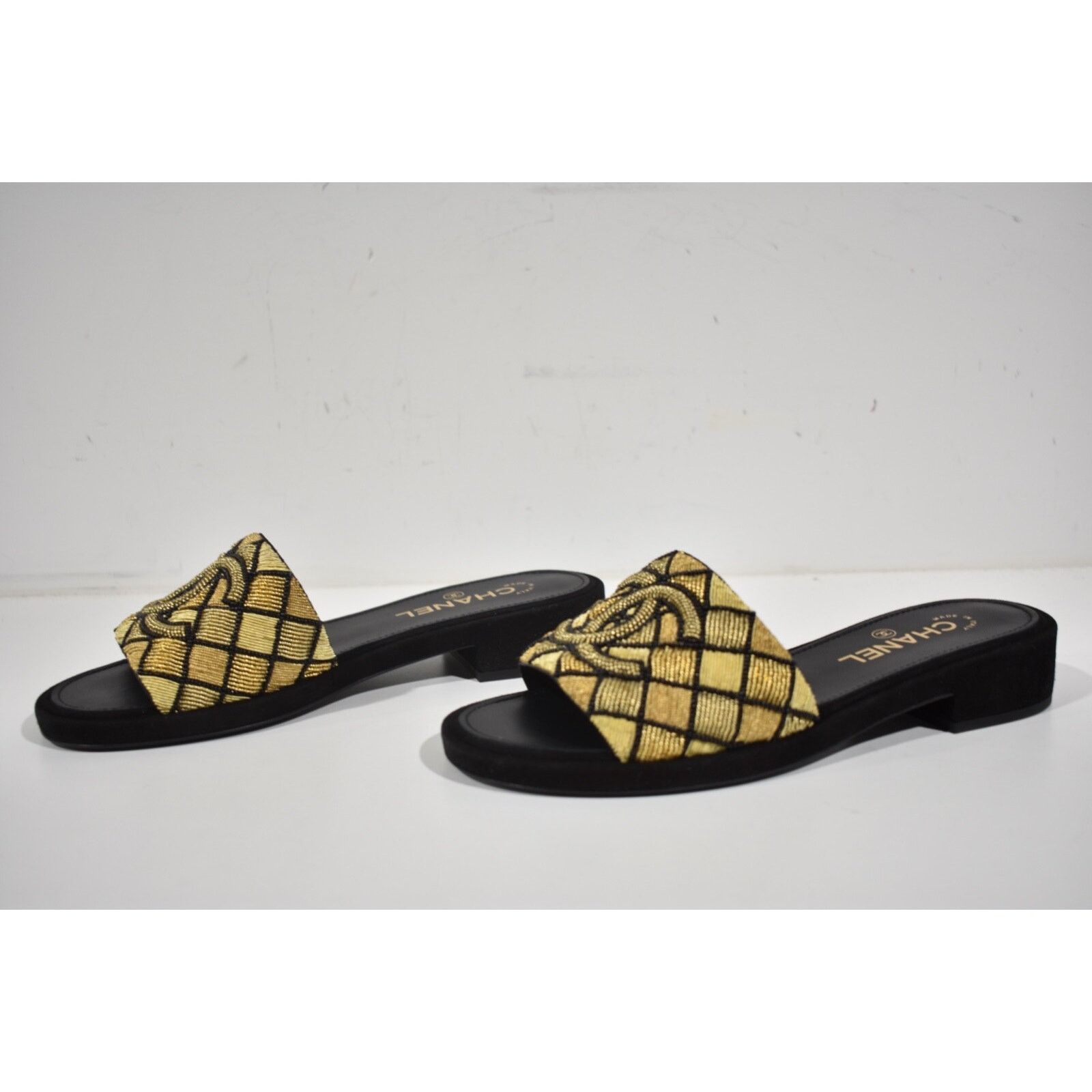 Chanel Chanel 21A Gold Black Pearl Embroidery Bead CC Logo Slide Size US 7.5 / IT 37.5 - 10 Thumbnail