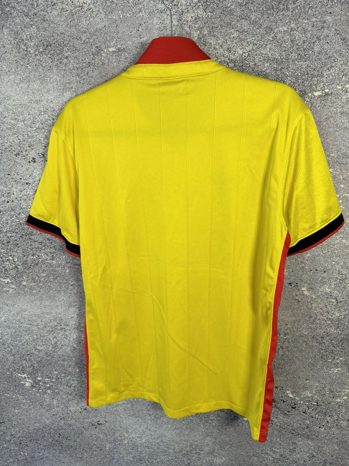 Vintage Vintage Watford 2016/17 Soccer Jersey M size Size US M / EU 48-50 / 2 - 12 Thumbnail