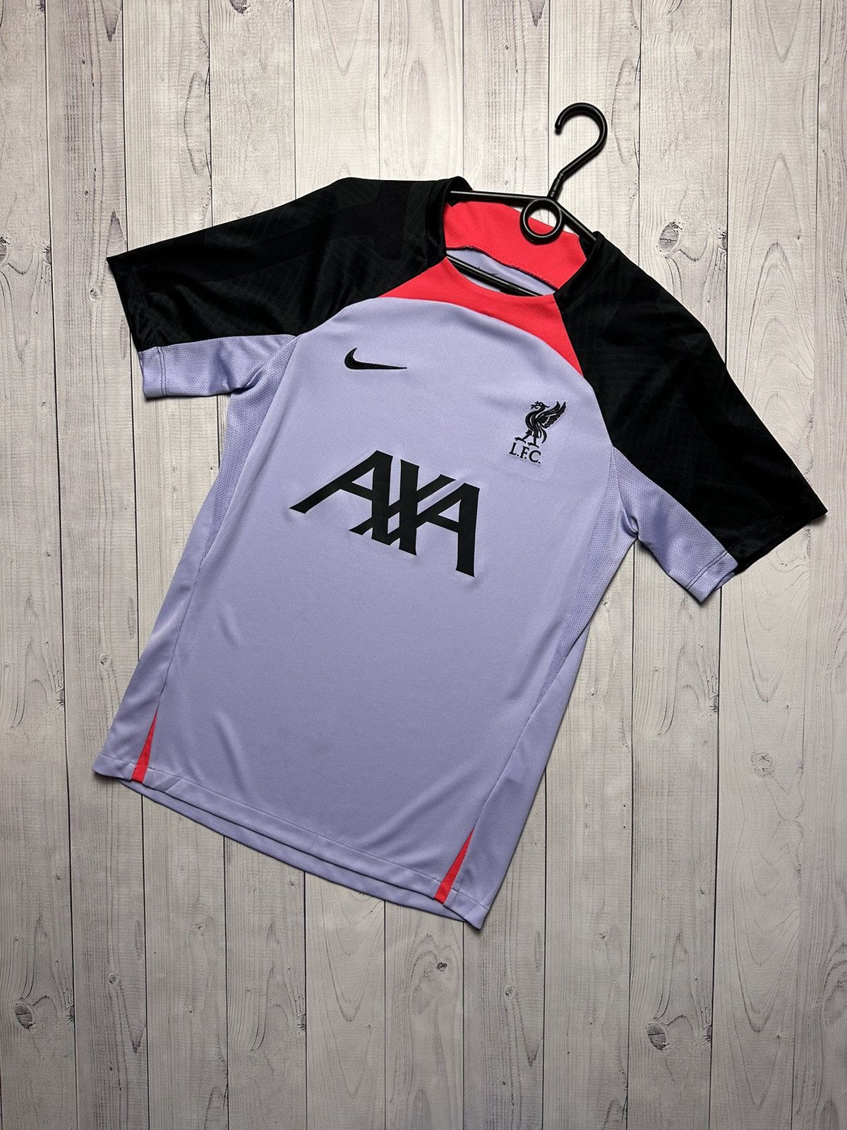 Nike Liverpool purple soccer jersey rare size S logo