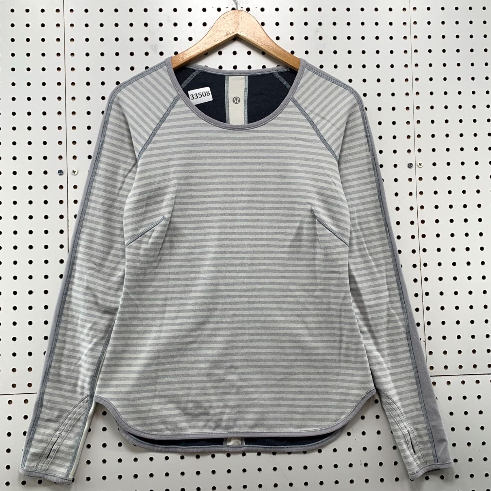 Lululemon Lululemon Striped Active Top Womens M Gray White Reversible T-Shirt Pullover Long Sleeve 17.5x25 Size M / US 6-8 / IT 42-44 - 2 Thumbnail