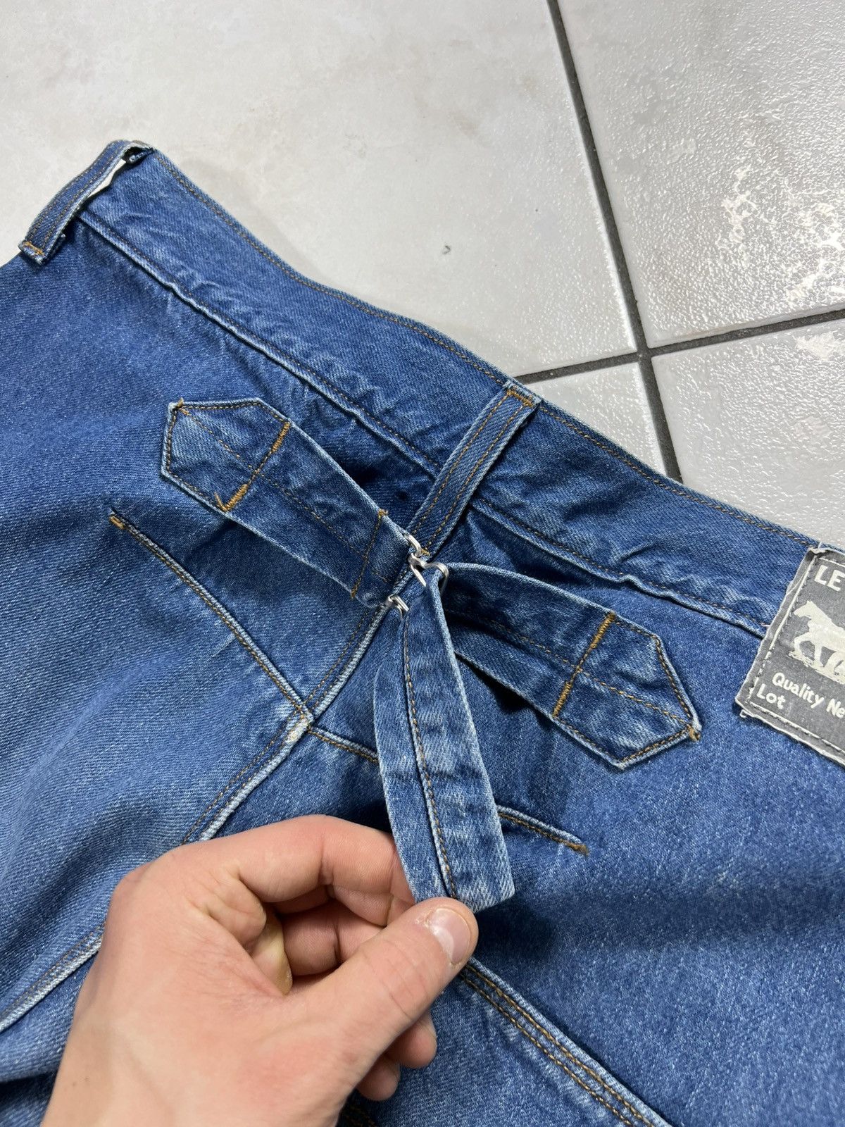 Levi's Vintage Levi’s engineered jeans y2k buckle back washed pants Size US 31 - 19 Thumbnail