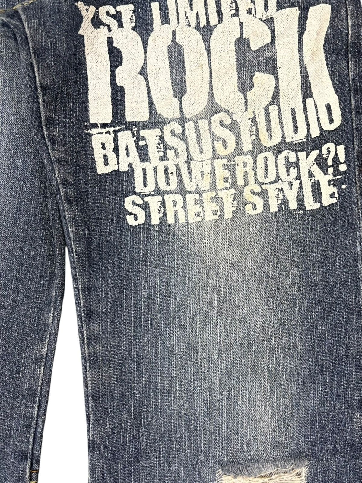 Japanese Brand Vintage Japanese Double Waist Printed Distress Loose Jeans Size US 29 - 5 Thumbnail