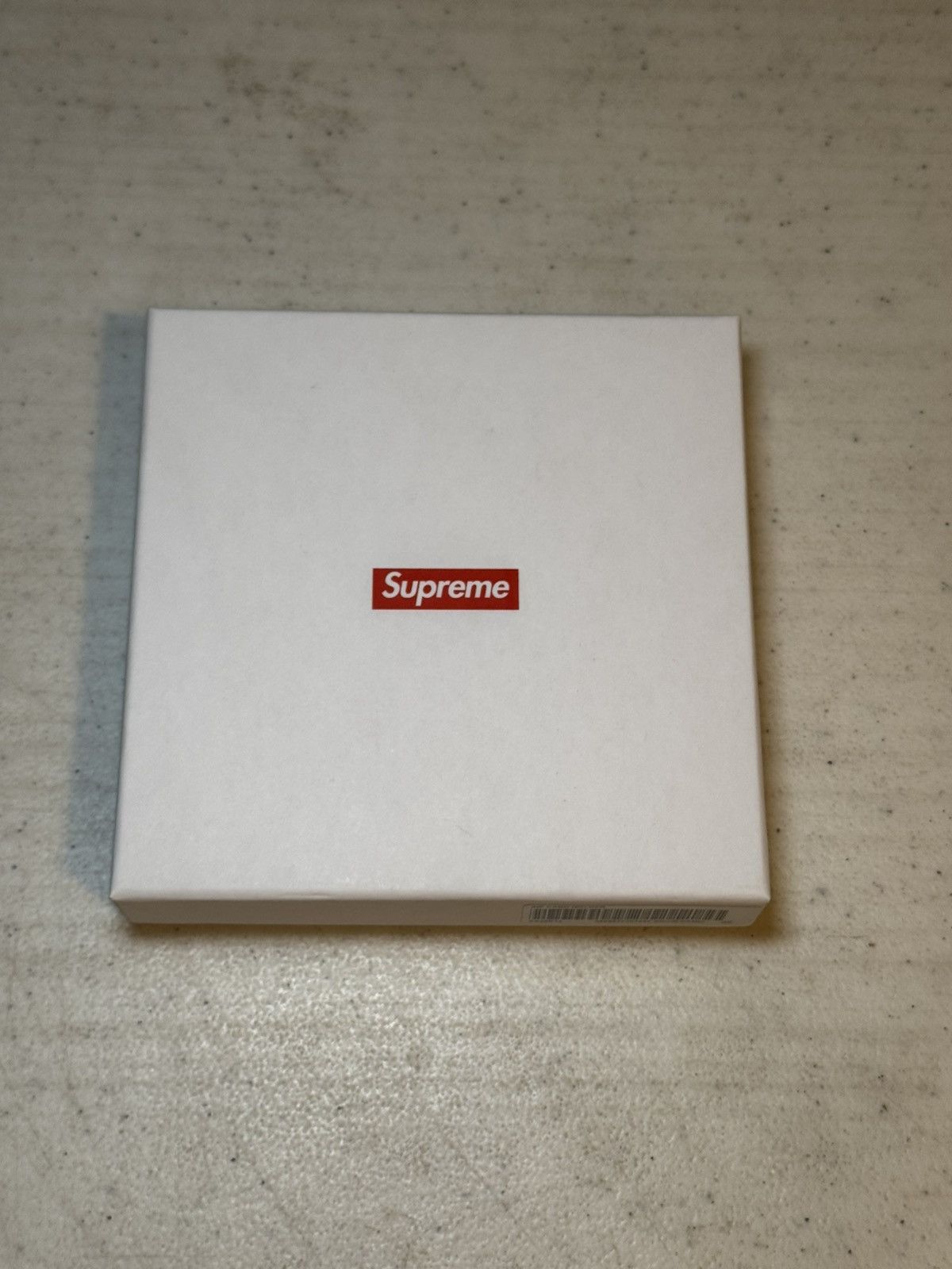 Supreme Supreme Leather Zip Card Holder Size ONE SIZE - 3 Thumbnail