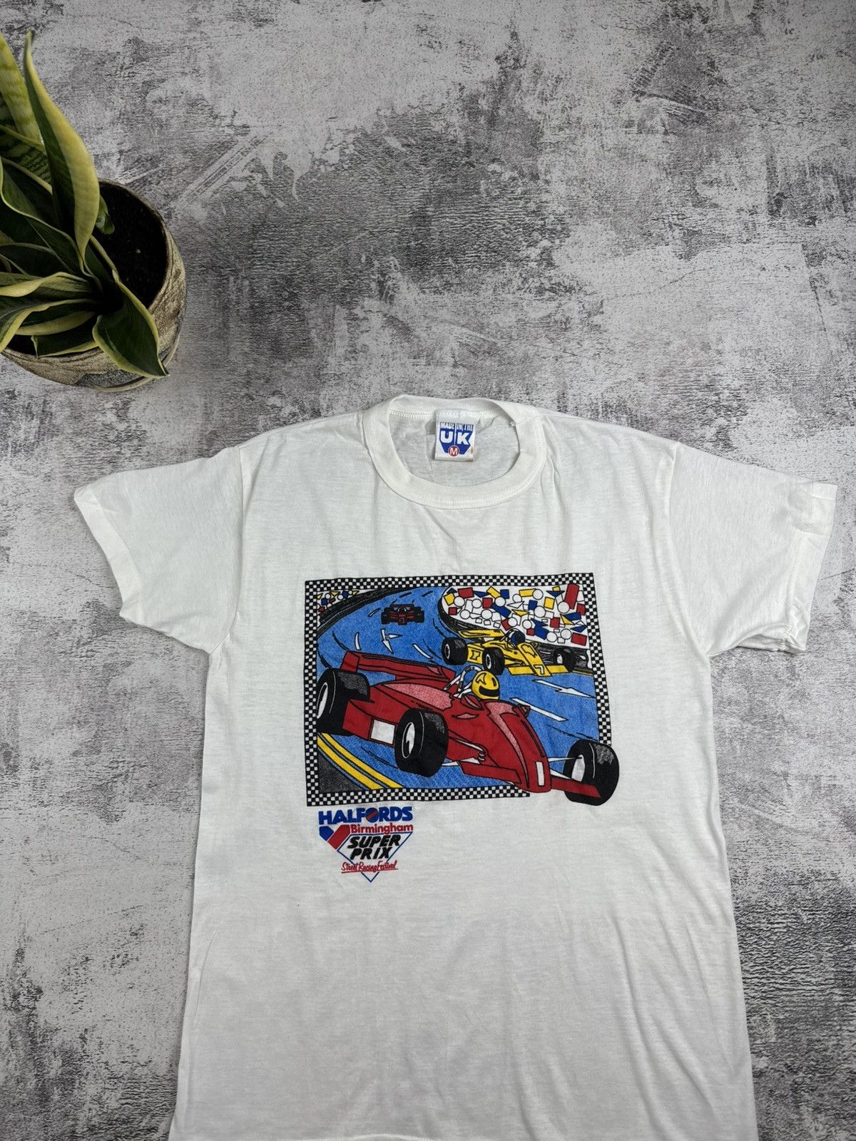 Vintage Vintage Halfords Birmingham Super Prix Caliber 80s Racing Formula 1 T Shirt Tee Size US S / EU 44-46 / 1 - 4 Thumbnail