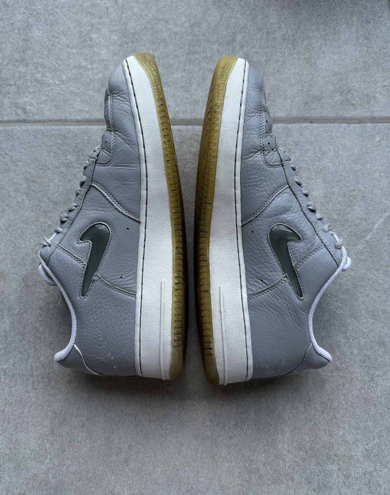Nike Men's Nike Air Force 1 Wolf Grey 2012 Size US- 11 Size US 11 / EU 44 - 4 Thumbnail