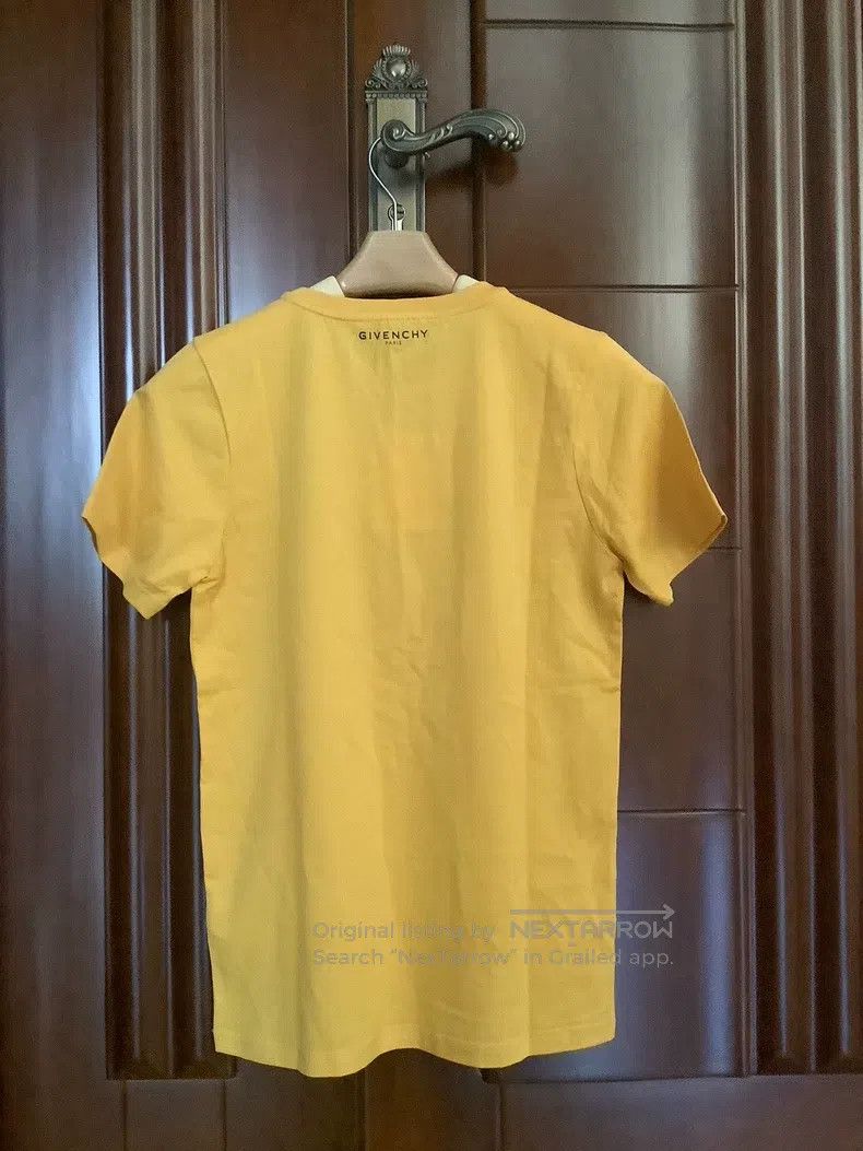 Givenchy Givenchy Short Sleeve T-Shirt, Size 12+, Shoulder Width 35 Size US M / EU 48-50 / 2 - 2 Thumbnail
