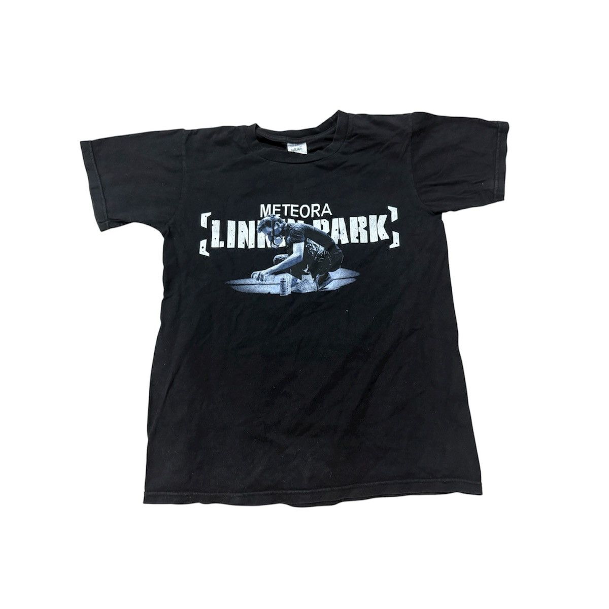 Band Tees Vintage Early 00s Linkin Park Meteora Bootleg T-Shirt Y2K Size US S / EU 44-46 / 1 - 1 Thumbnail