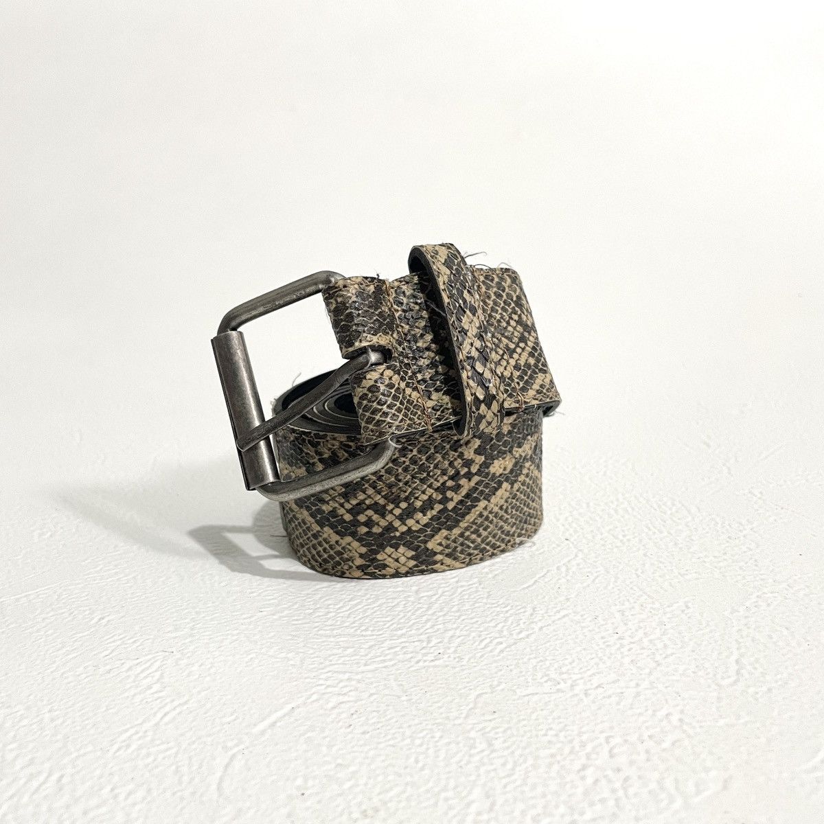 If Six Was Nine Vintage y2k snake skin belt Size ONE SIZE - 1 Thumbnail