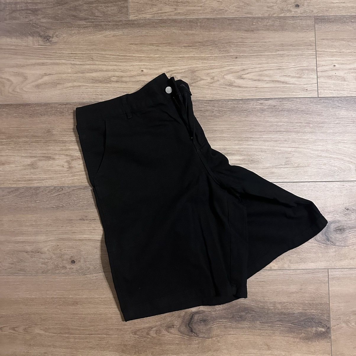 Other Black Denim Shorts Size US 39 - 1 Thumbnail