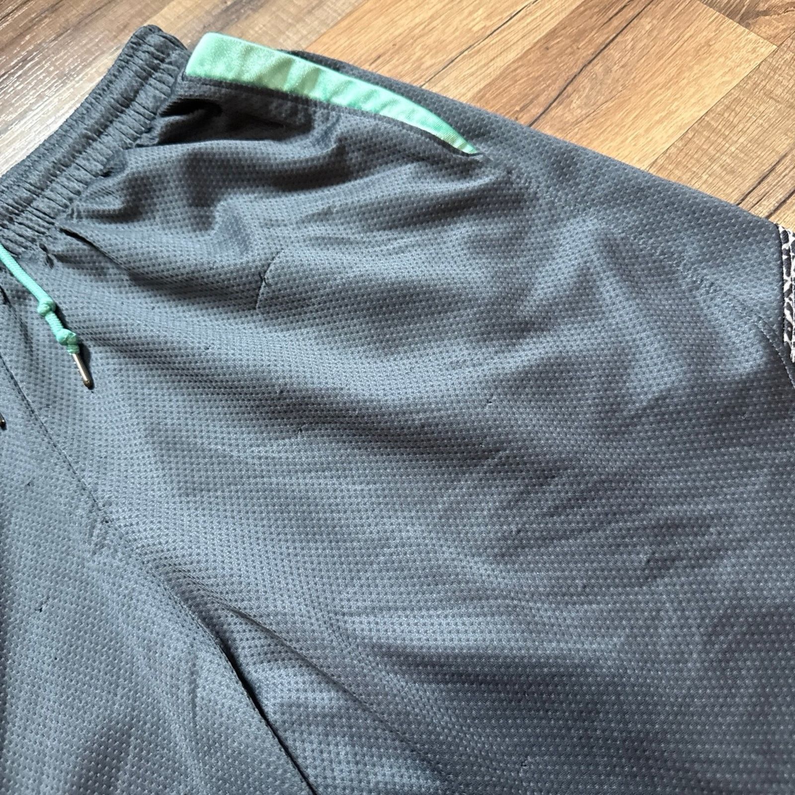Jordan Brand Y2K Air Jordan Elephant Print Dri-Fit Shorts Size US 27 - 5 Thumbnail