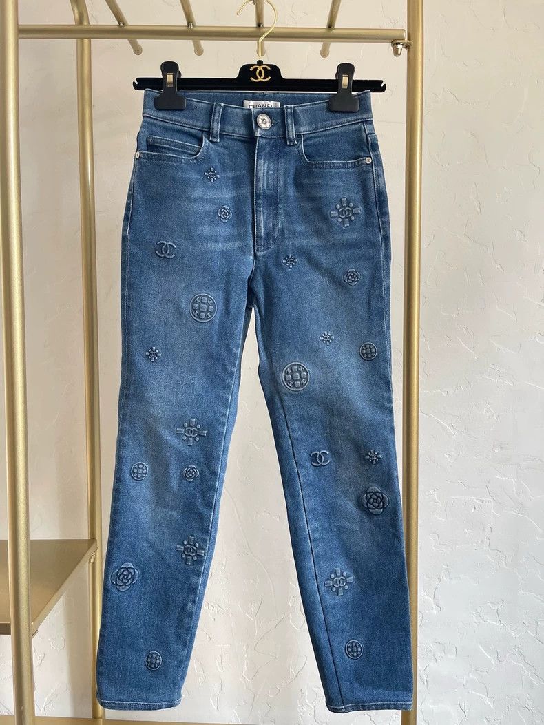 Chanel Chanel 22p blue embossed jeans Size 42" / US 20 - 1 Thumbnail